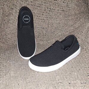 VESSI-Boardwalk Slip On Sneaker Boulder Black-Size 11-Near Mint/No Sign of Wear